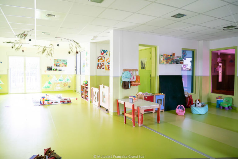 Creche-Les-Fripounets-St-Martin-De-Londres-15