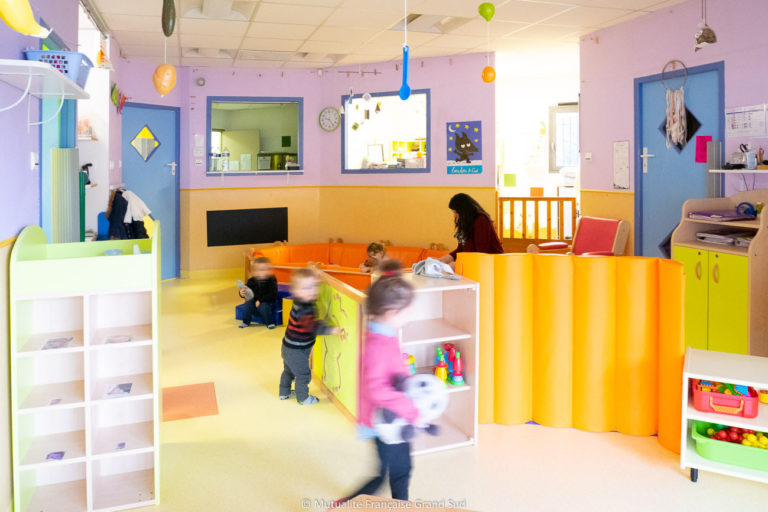 Creche-Les-Garriguettes-Vailhauques-1